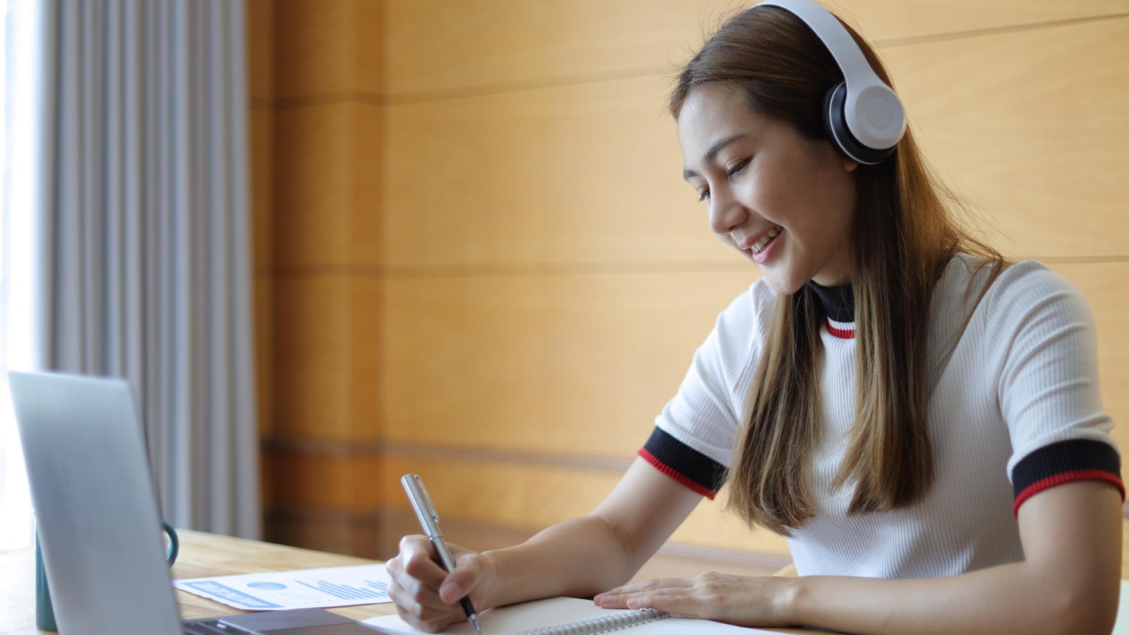 Home 5 onlinecourse heroimage2